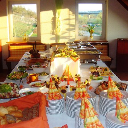 Landhotel Weingut Schulze Freyburg Ngoại thất bức ảnh