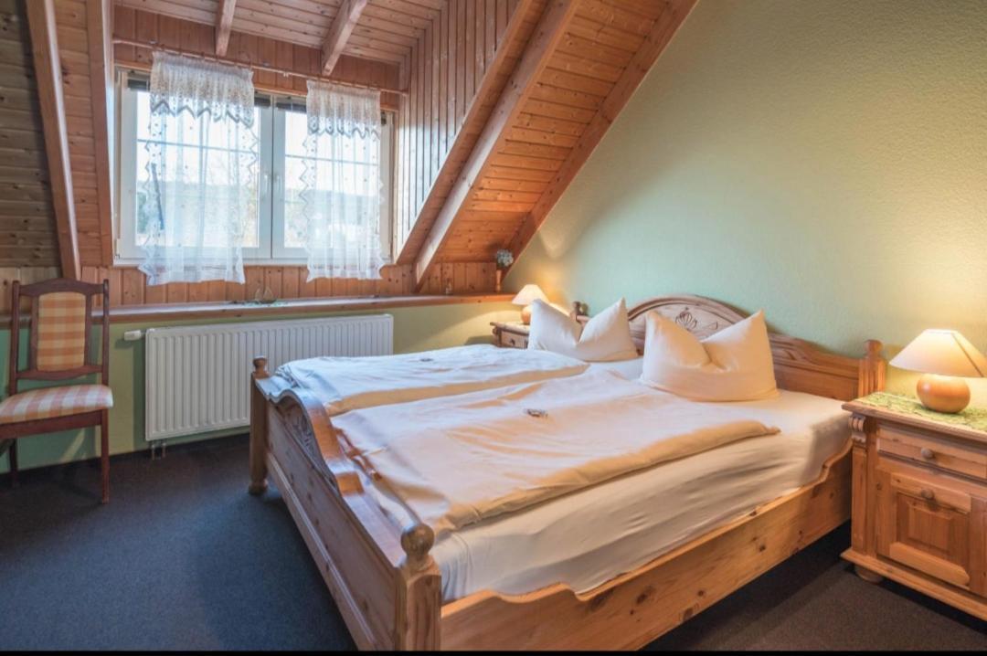 Landhotel Weingut Schulze Freyburg Ngoại thất bức ảnh